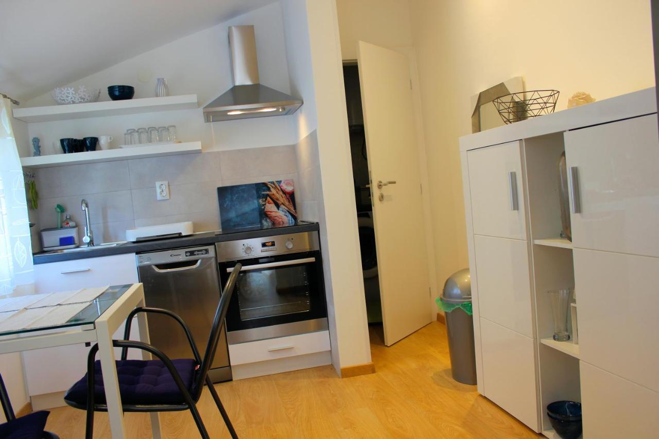 Apartment Studio Olga Novi Vinodolski Εξωτερικό φωτογραφία