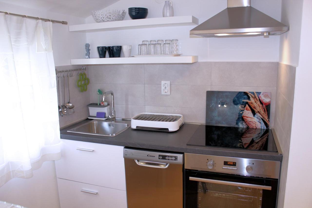 Apartment Studio Olga Novi Vinodolski Εξωτερικό φωτογραφία